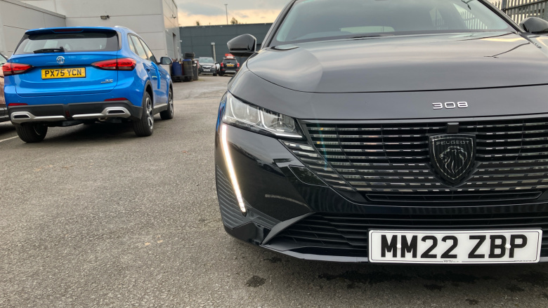 Peugeot 308 1.2 PureTech Allure Premium 5dr EAT8 Petrol Estate